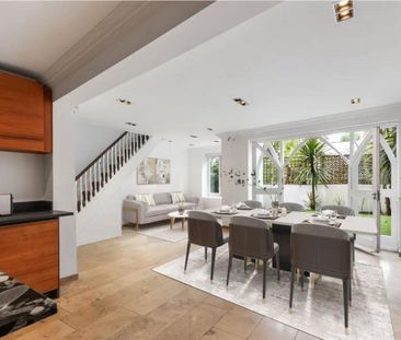 Hamilton Gardens St. John’s Wood NW8 - Photo 2