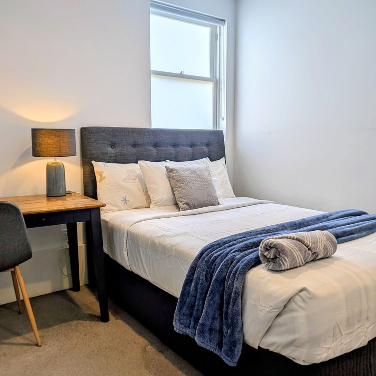 16-bedroom shared boarding house, Union St - Photo 1