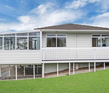 3 Bedrooms, Sunnynook - Photo 2