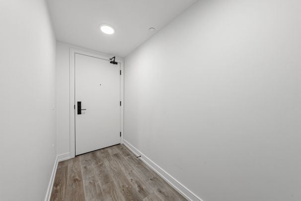 For Lease - 1 Jarvis Street Unit# 511, Hamilton, Ontario - Photo 1