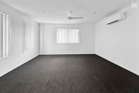 57 Girraween Way, - Photo 4