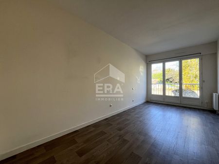 APPART. T3 A LOUER - BLOIS - RÉSIDENTIEL, 2 CHBS, GARAGE + PARKING ET CAVE PRIVES - Photo 4