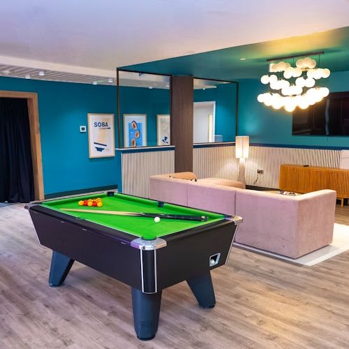 Gold Ensuite - Photo 1