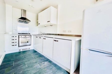 Grand Parade - Photo 2