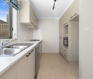 30 Hibberd Crescent, Forde ACT 2914 - Villa For Rent | Domain - Photo 4