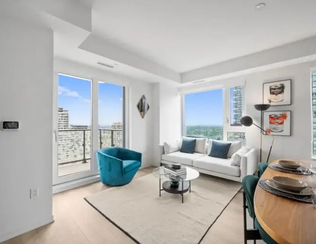 The Hampton | 101 Roehampton Avenue, Toronto - Photo 1