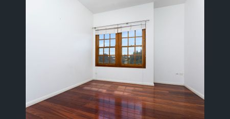 Warehouse Conversion by the Water - Photo 3