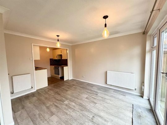 1 bedroom semi-detached house to rent - Photo 1