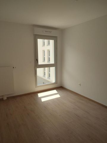 Location Appartement 2 pièces 47m² LUCE 28110 - Photo 5