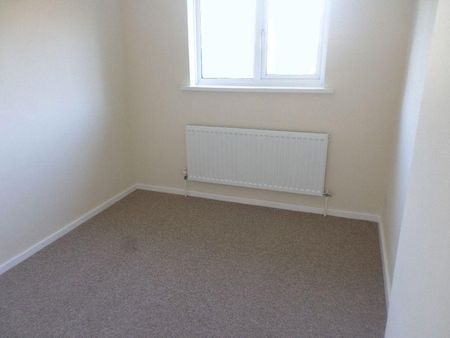 2 bedroom bungalow to rent - Photo 3