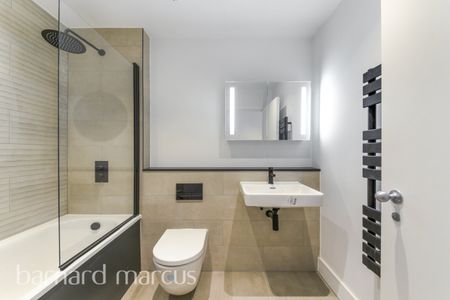 Mitcham Lane, London - Photo 5