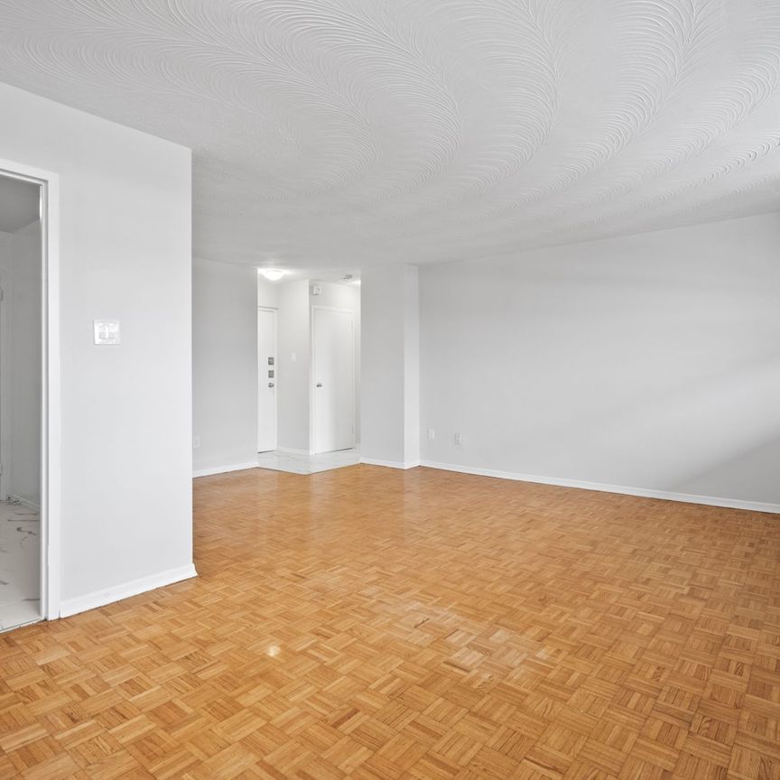 For Lease - 100 Rowena Drive Unit# 303, Toronto, Ontario - Photo 1