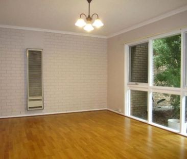 2/131 Locksley Road, Ivanhoe - Photo 1