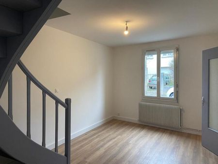 Location Maison 6 pièces 110m² LORMONT 33310 - Photo 4