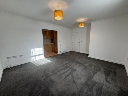 Pluto Way, Aylesbury - Photo 2