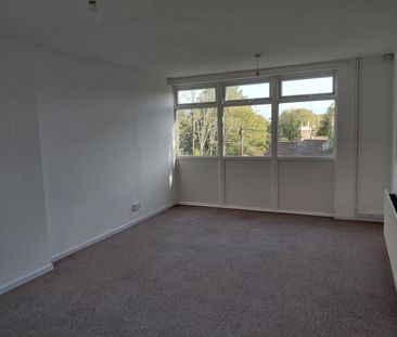 Meadow View, North Square, Dorchester - Photo 3