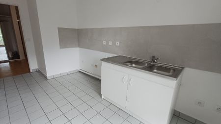 location Appartement T4 DE 91.88m² À PARIS - Photo 3