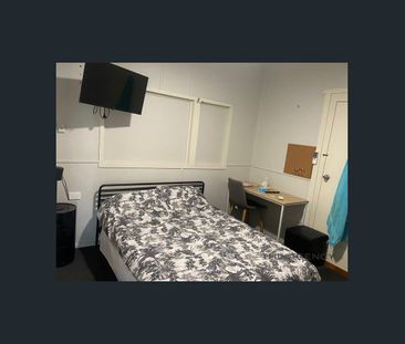 Renovated share house in Kawana, two rooms available! - Photo 3