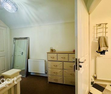 2 bedroom coach house to rent - Photo 6