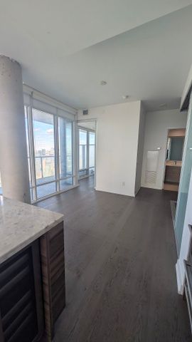 For Lease - 488 University Avenue Unit# 4616, Toronto, Ontario - Photo 4