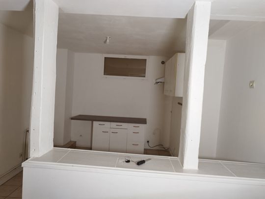 Location Appartement 2 pièces 73m² ELBEUF 76500 - Photo 1