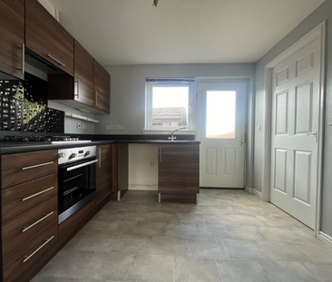 2 bedroom terraced house to rent - Photo 5