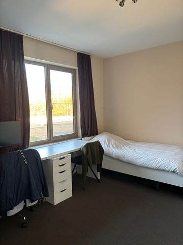 Appartement te huur - Foto 3