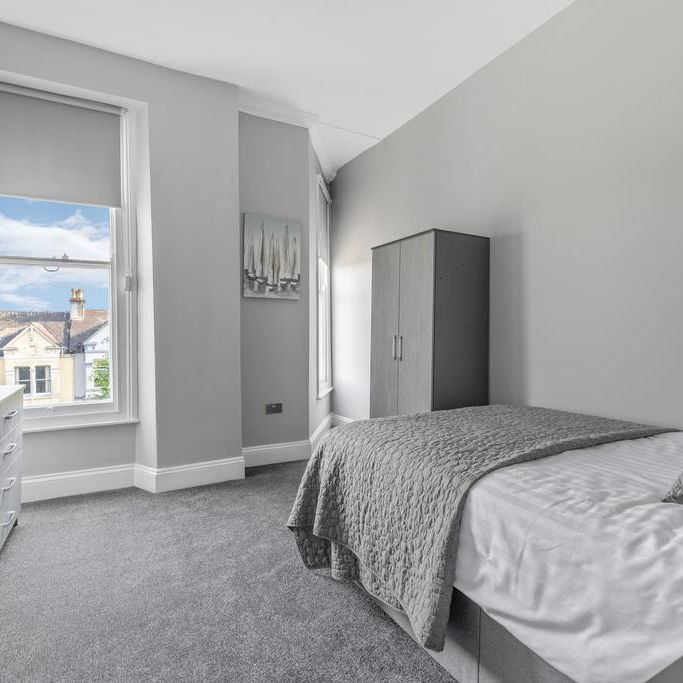 6 bedroom house share to rent - Photo 1