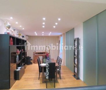 Appartamento buono stato, sesto piano, Viali, Modena - Photo 6
