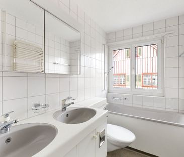 Wohnung mit Gartensitzplatz - Foto 3