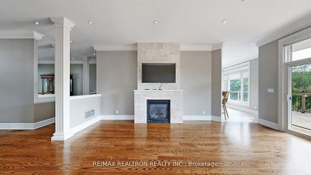 For Lease - 4 Blake Street, East Gwillimbury, Ontario - Photo 4