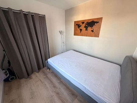 A LOUER : T2 à LILLE • rue Meurein - La Catho • 618 € - Photo 5