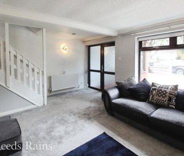 3 bedroom end of terrace house to rent - Photo 3