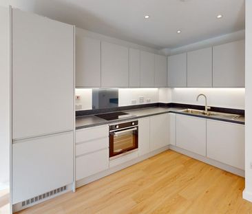 3 bedroom terraced house to rent - Photo 3