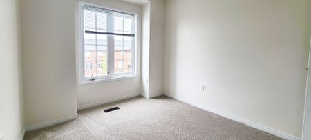 For Lease - 745 Farmstead Drive Unit# 46, Milton, Ontario - Photo 3