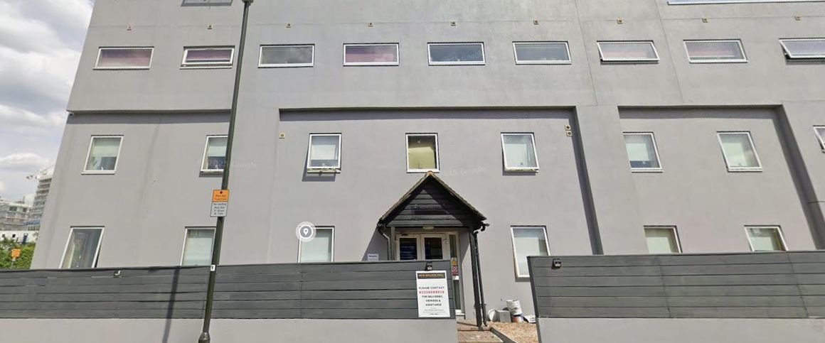 Burlington Avenue, B KT3, London - Photo 1