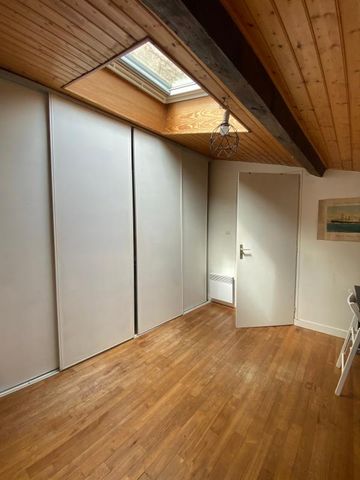 Location Appartement 2 pièces Meublé 62m² NIORT 79000 - Photo 2