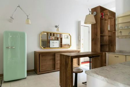 Via Ponte Vetero, Milan, Lombardy 20121 - Photo 3