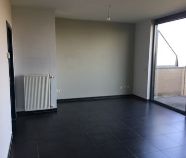 - AALTER - Appartement met 2 slpk, terras en staanplaats - Photo 1