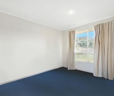 Sun-filled Two Bedroom Villa - Photo 4