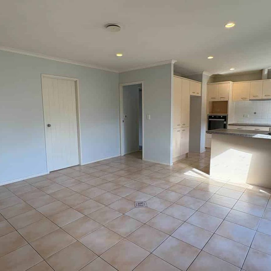 Spacious Family Living in the Heart of Burswood - Photo 1