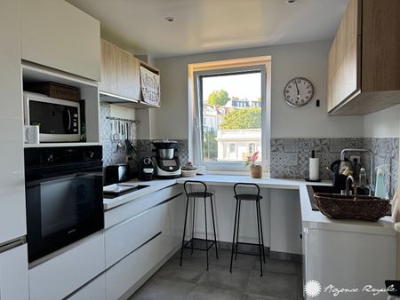 Location Appartement 5 pièces 114m² LE PECQ 78230 - Photo 5