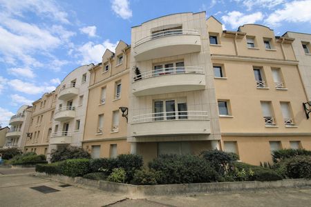 APPARTEMENT 2 PIECES MEUBLE - MONTESSON - Photo 2