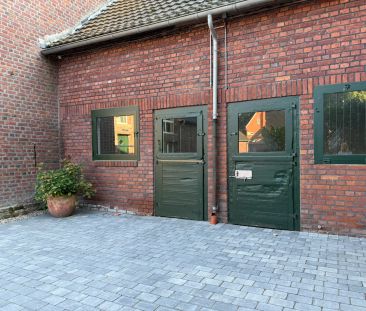 Hofromantik! Stilvolle Maisonettewohnung mit eigenem Eingang in län... - Foto 1