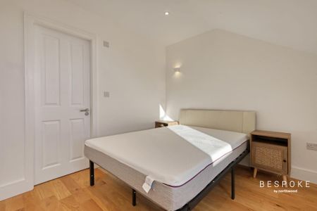 1 bedroom in a house share to rent - Photo 5