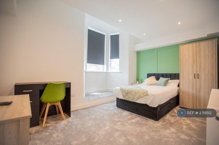 1 bedroom in a house share to rent - Photo 5