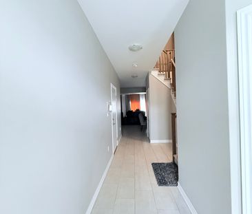 For Lease - 7185 Parsa Street, Niagara Falls, Ontario - Photo 2