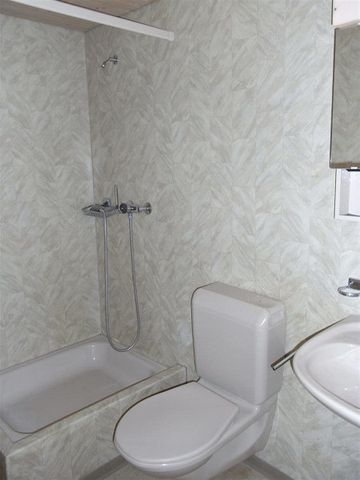 attraktive 2.5 Zimmer-Maisonettewohnung unmittelbar bei ÖV und Einkauf - Foto 5