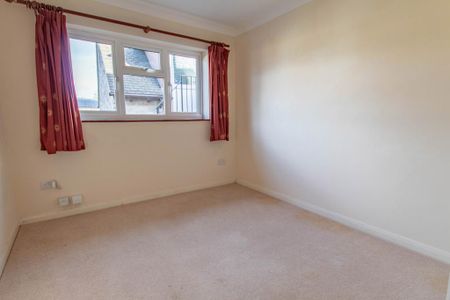 3 bedroom link detached house to rent - Photo 5