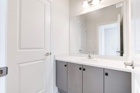 For Lease - 1394 Almonte Drive, Burlington, Ontario - Photo 3